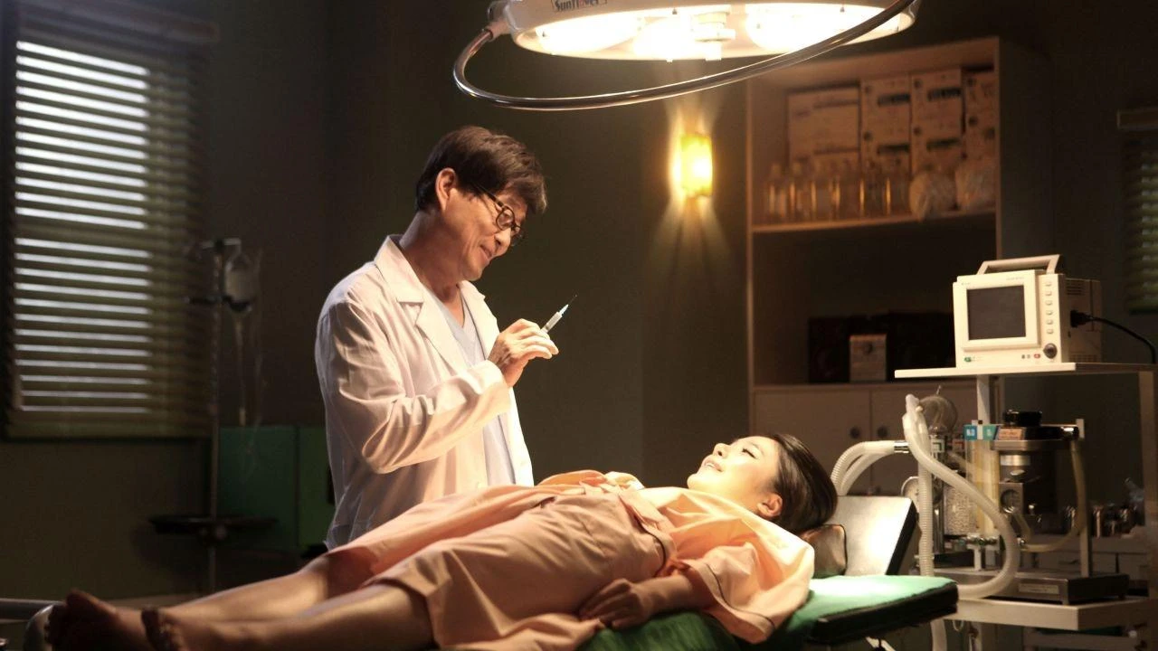 Phim Bác Sĩ Thẫm Mỹ - Doctor (2012)