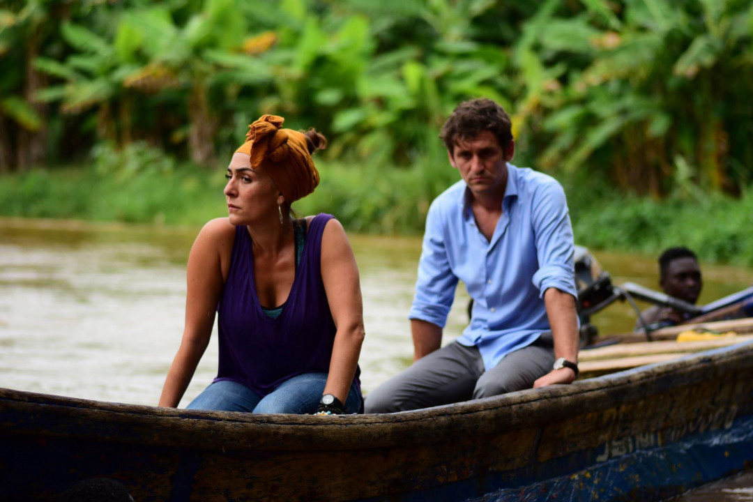 Xem Phim Black Beach