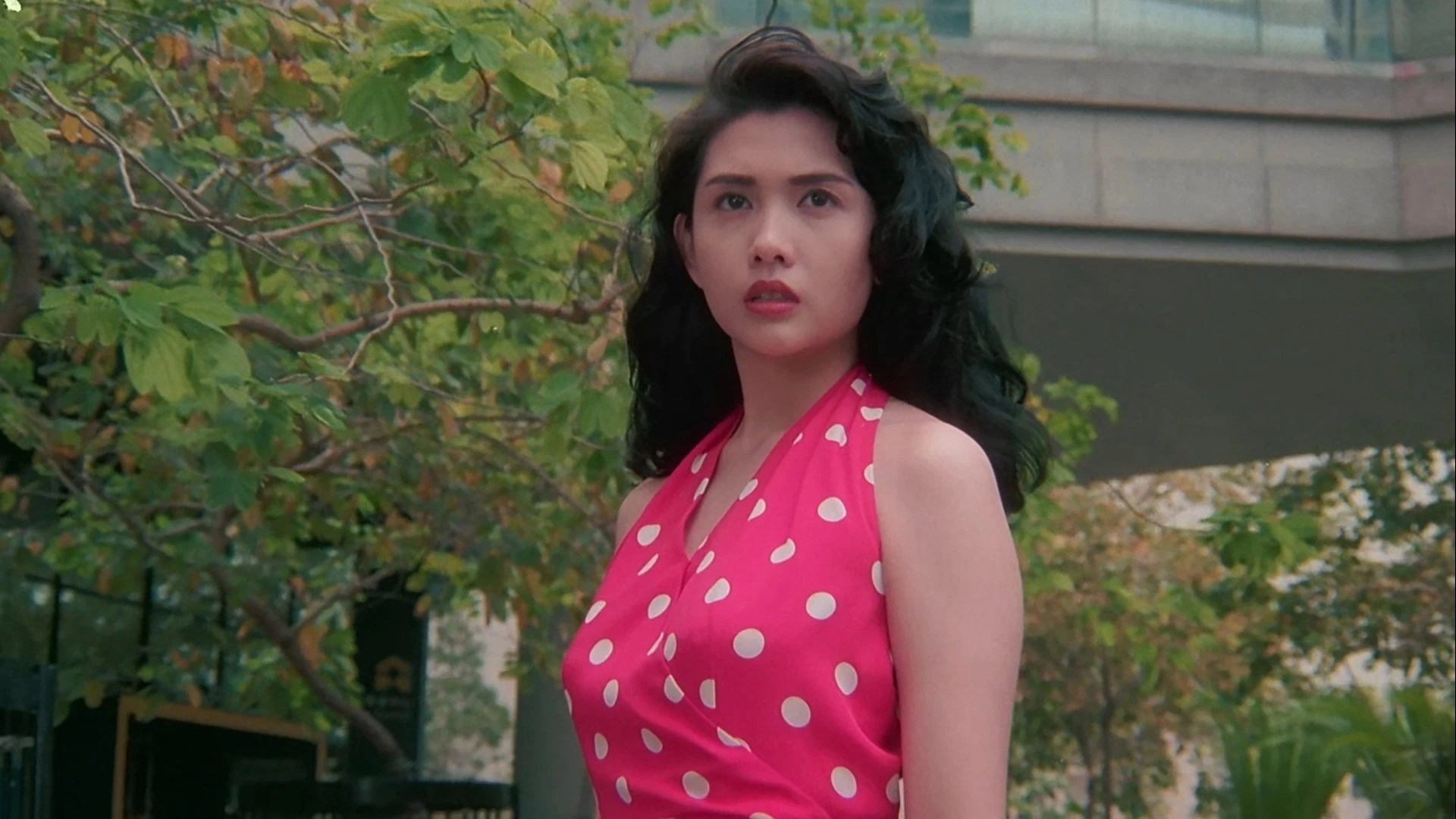 Phim Cô Nàng Phun Lửa - She Starts The Fire (1992)