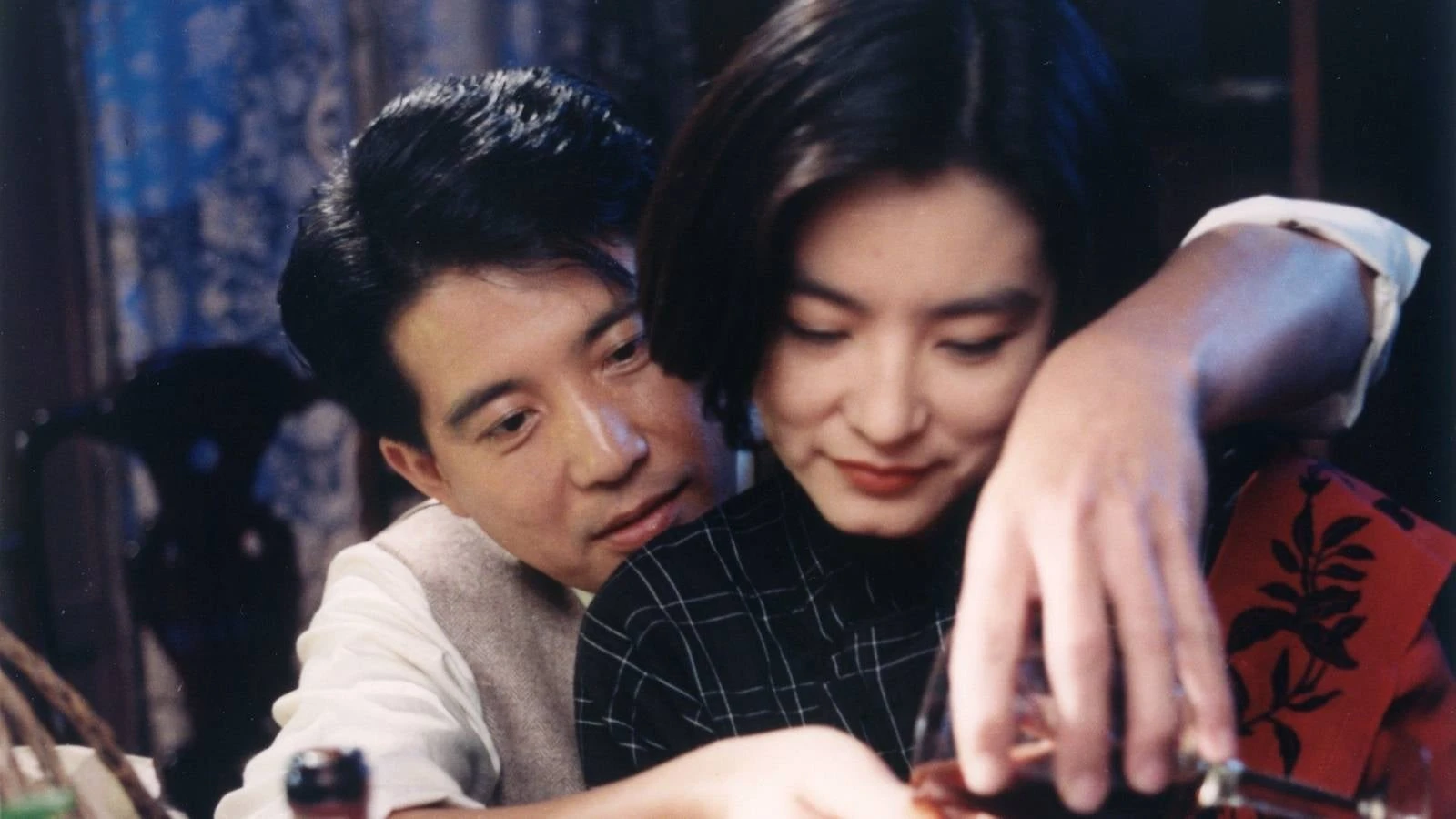 Phim Cổn Cổn Hồng Trần - Red Dust (1990)