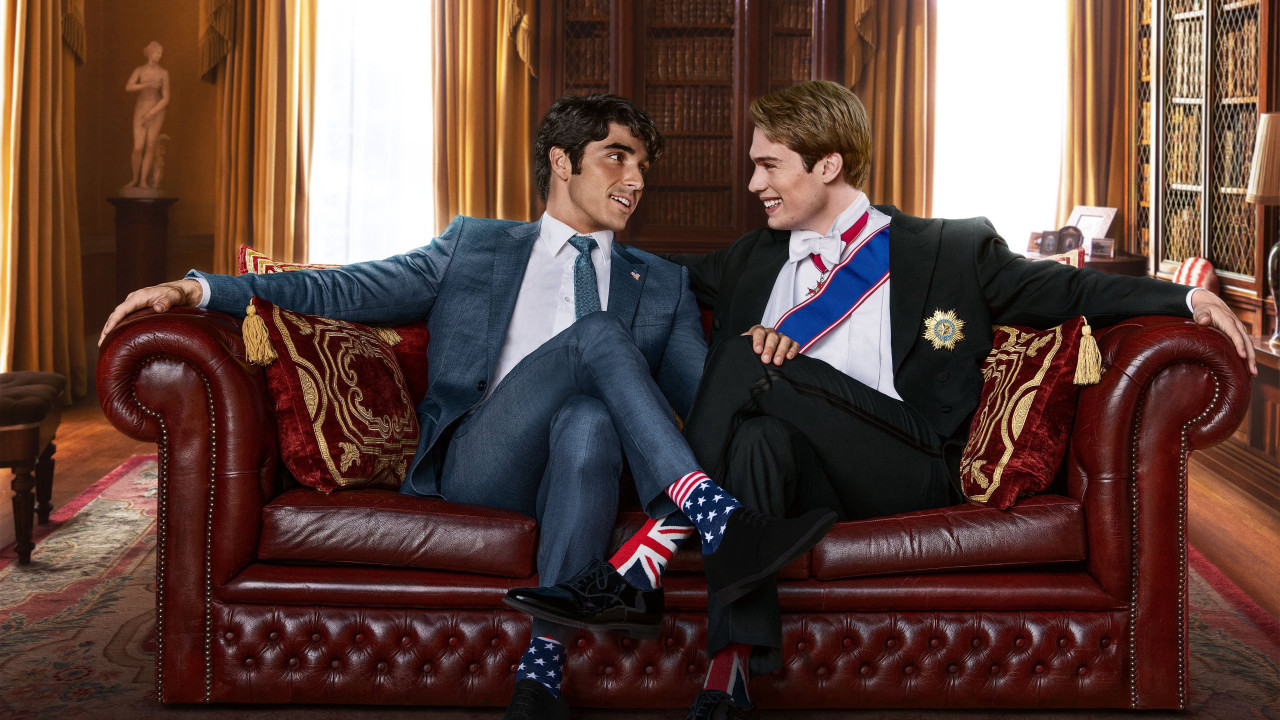 Xem Phim Đỏ, Trắng & Xanh Hoàng Gia