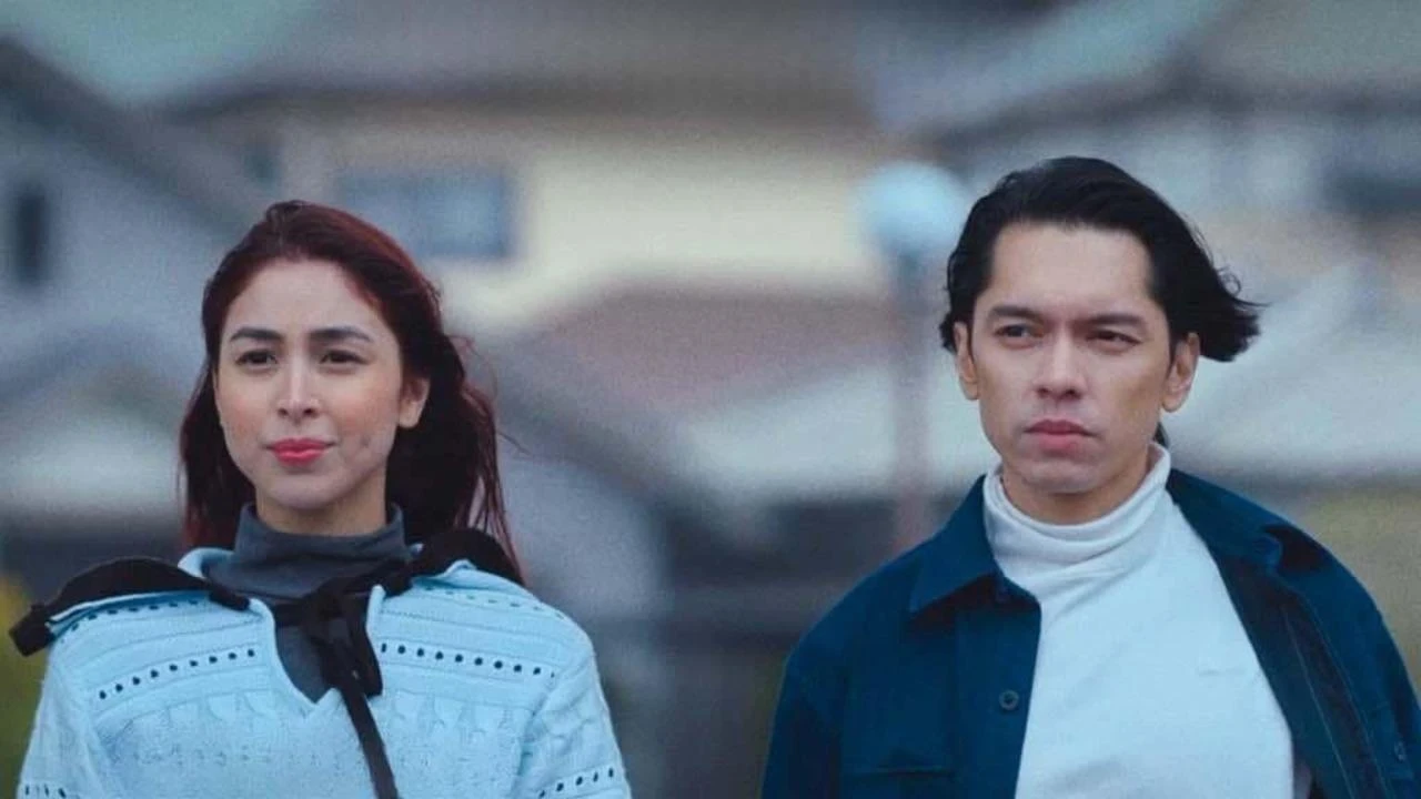 Phim Ôm Em Thật Chặt - Hold Me Close (2024)