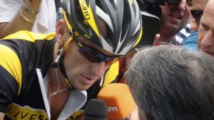 Xem Phim Lời nói dối của Armstrong