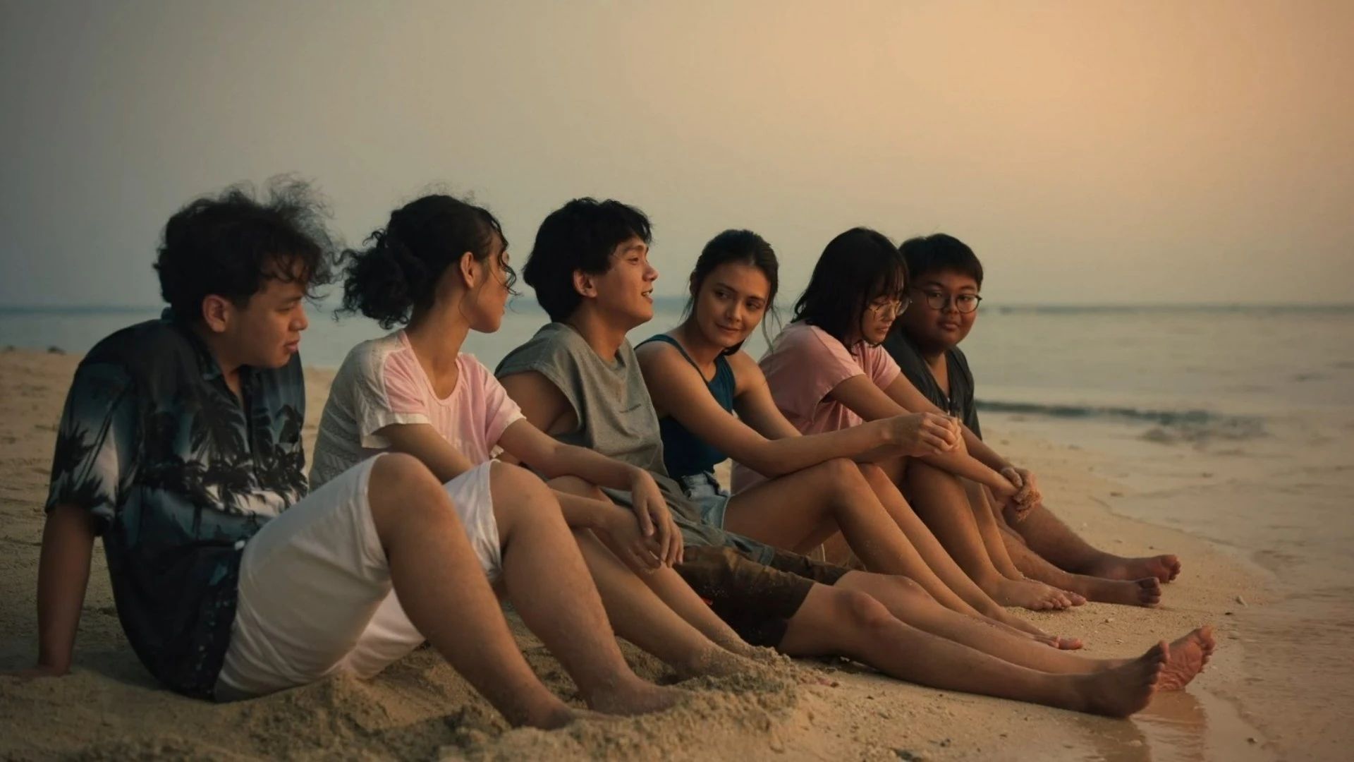 Phim Một Anh Trai 7 Cháu (1 Kakak 7 Ponakan) - A Brother And 7 Siblings (2025)